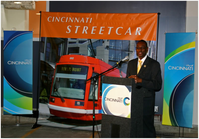 Mayor Mark Mallory announces $35 million award for construction of Cincinnati Streetcar. Photo via Urban Cincy